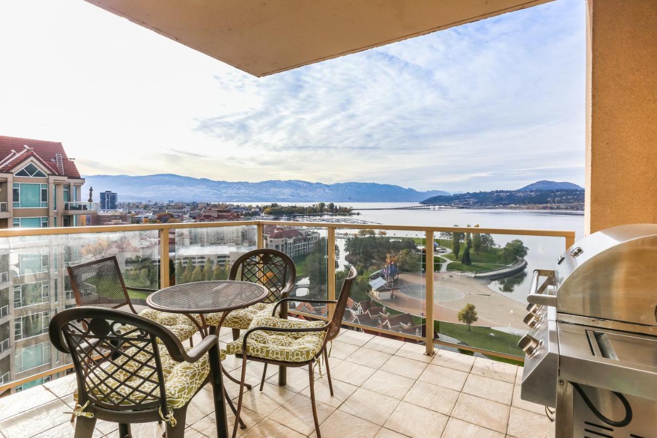 Sunset Waterfront Resort By Discover Kelowna Resort Accommodations Bagian luar foto